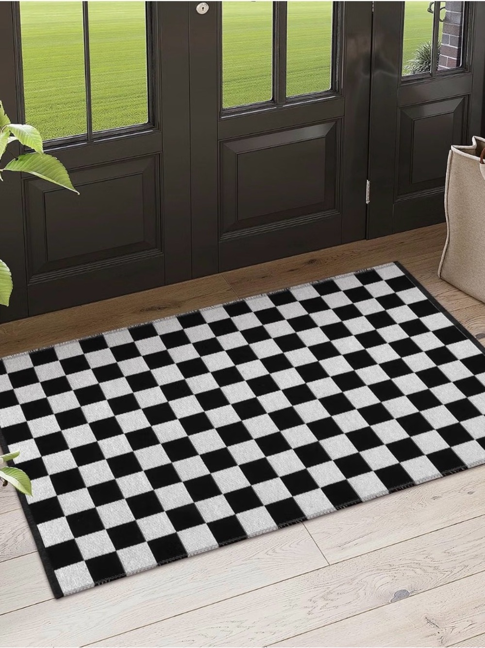 Checkerboard Rug, 2x3 Ft - Picture 9 of 9